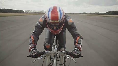 Flashé à 280 km/h sur son vélo : record battu pour Neil Campbell