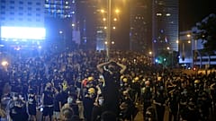 Hong Kong : mobilisation massive des militants pro-démocratie