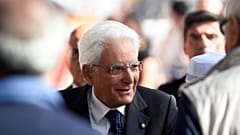 Italy's president holding talks to find new government after Conte quits