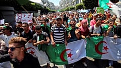 الطلبة الجزائريون يتظاهرون للأسبوع الـ 26 على التوالي