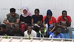 Jetzt doch Malta: "Ocean Viking" mit 350 Flüchtlingen und Migranten 