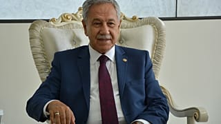 Bülent Arınç: AKP'den ayrılıp yeni parti kuracaklar 'büyük hata' yapar