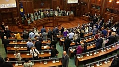 Kosova'da meclis feshedildi, erken seçime gidilecek