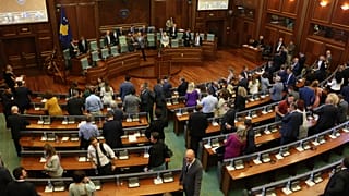 Kosova'da meclis feshedildi, erken seçime gidilecek