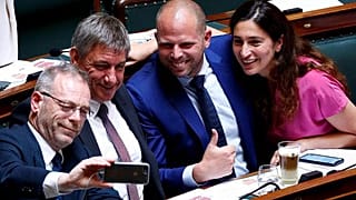 I nazionalisti fiamminghi dicono a Trump che può avere la Vallonia ad un euro