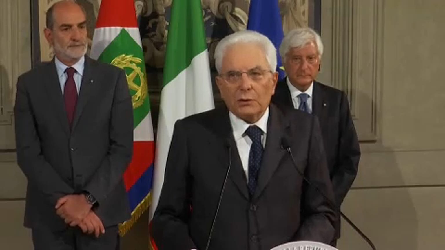 Mattarella setzt Frist bis kommenden Dienstag