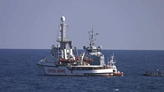 Las autoridades italianas retienen al Open Arms