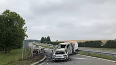 Wie im Film: Kriminelle überfallen mit Kalaschnikows bewaffnet Geldtransporter in der Schweiz