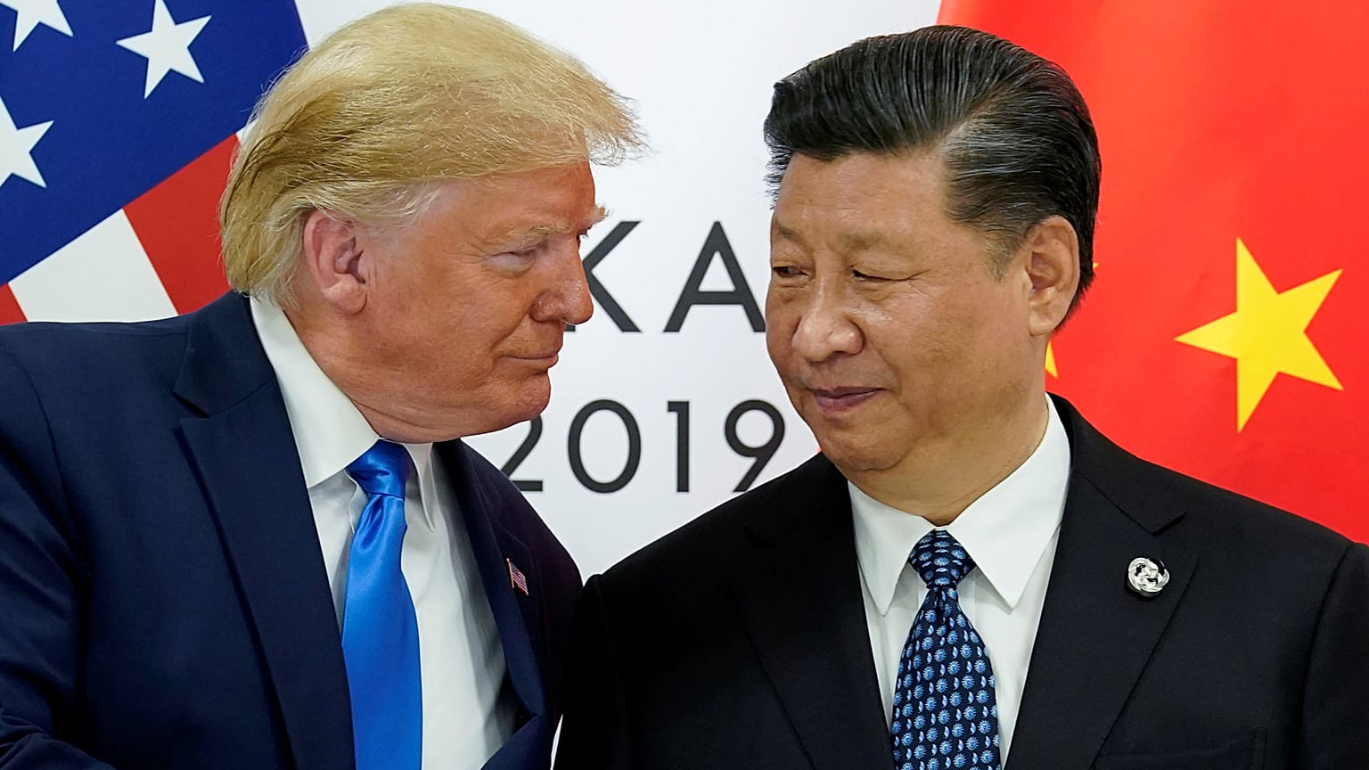 Trump'tan Çin'de faaliyet gösteren ABD'li şirketlere "evinize dönün" çağrısı 