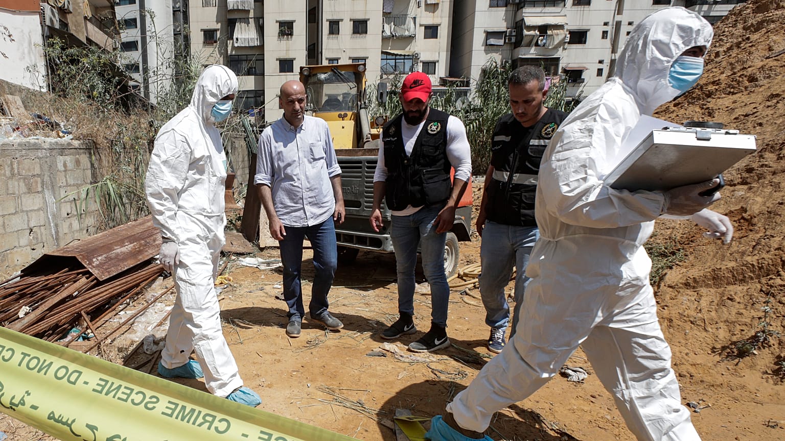 Lübnan askeri istihbaratı adli birimi, İsrail'e ait İHA'ların düştüğü bölgede incelemelerde bulundu