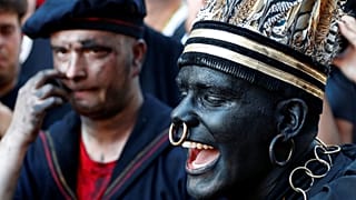 بلجيكا: انطلاق مهرجان "الوجه الأسود" وسط مطالباتٍ بإزالته من قائمة الـ"يونسكو"