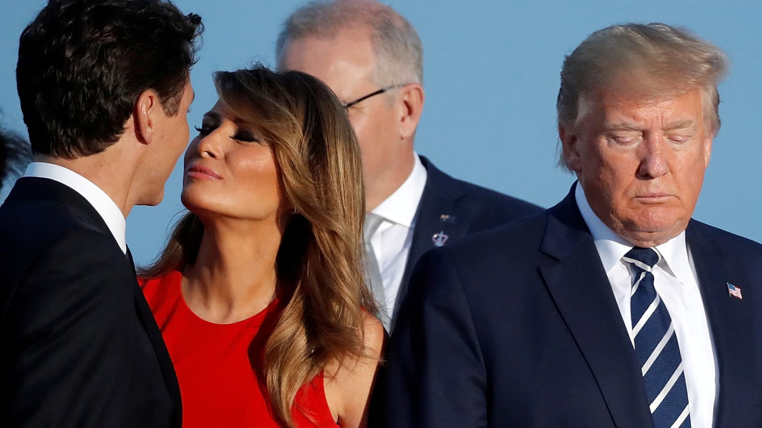 ABD'nin First Lady'si Melania Trump, Kanada Başbakanı Justin Trudeau ile selamlaşırken. Biarritz / Fransa