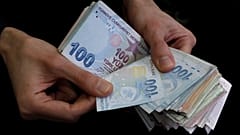 الليرة التركية تتراجع إلى مستوى 5.85 مقابل الدولار الأمريكي