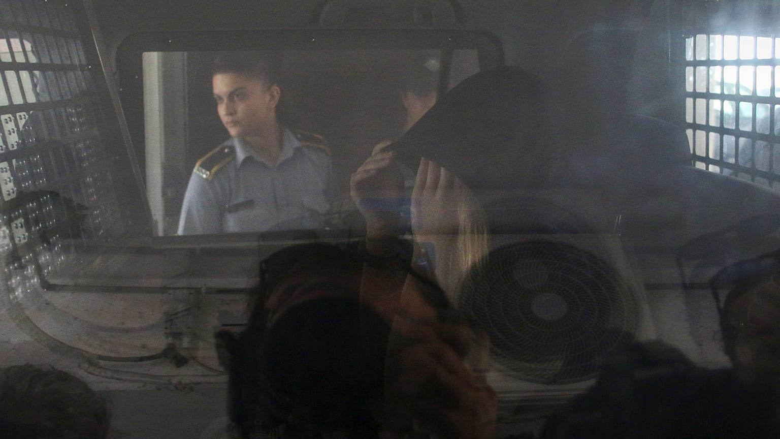 Kıbrıs’ta toplu tecavüz davası: İngiliz kadın tecavüzü 'uydurduğu' suçlamasını reddetti