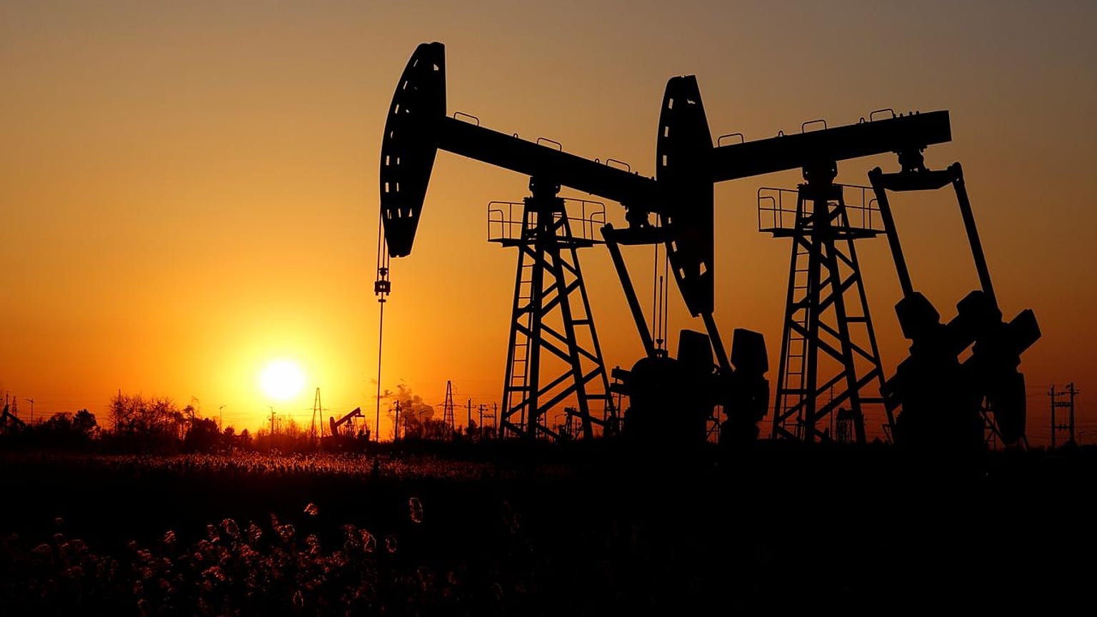 2040'a doğru küresel enerji kaynaklarında arz ve talep trendleri nasıl değişecek?