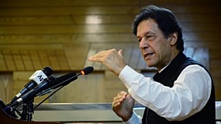 Keşmir krizi: Pakistan'dan hava sahasını Hindistan'a kapatma çalışması