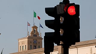 L'heure tourne pour mettre un terme à la crise politique en Italie