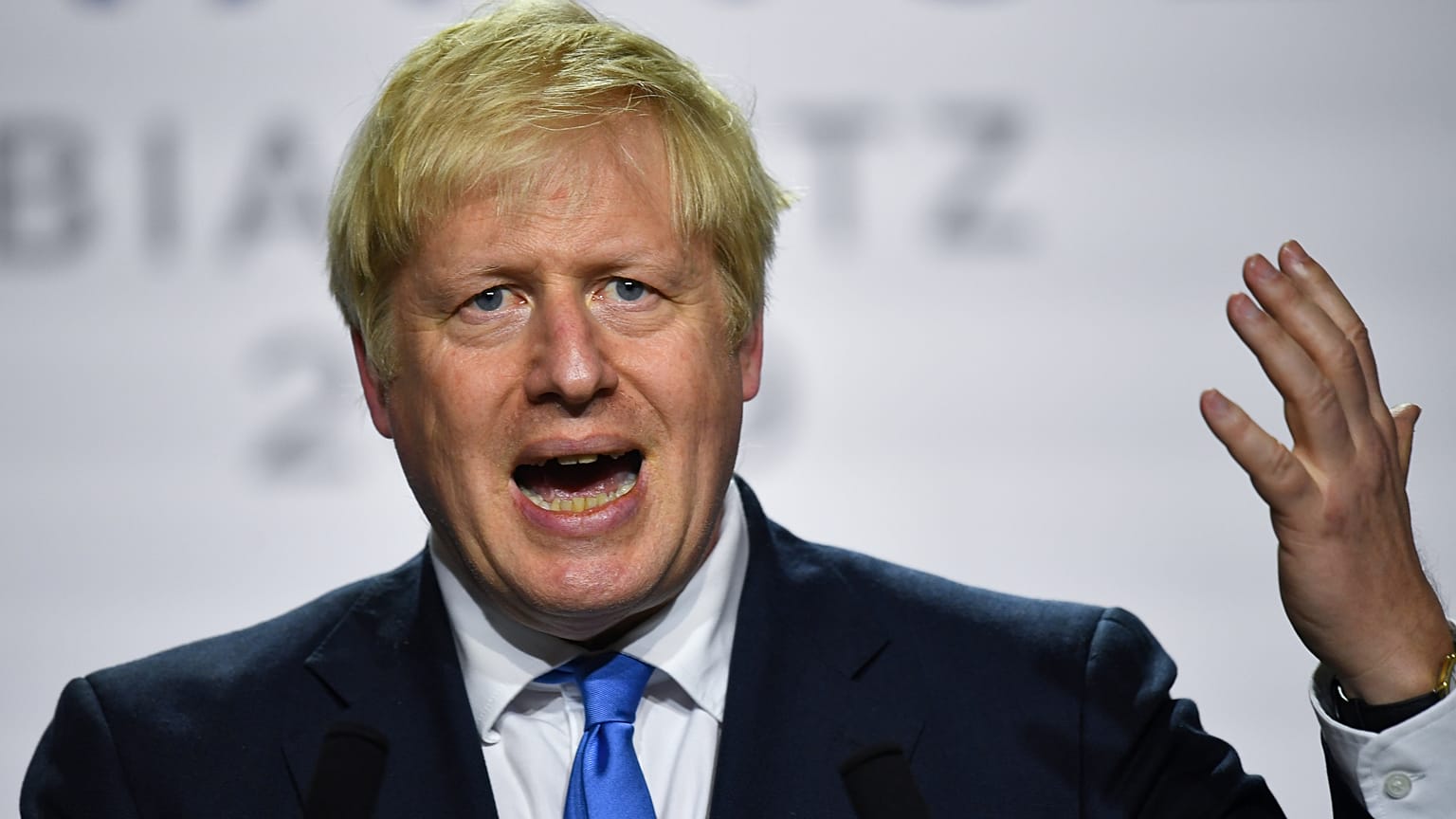 Johnson pone en jaque al Parlamento