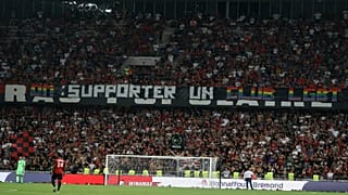 مباراة مرسيليا ومضيفه نيس في المرحلة الثالثة من الدوري الفرنسي لكرة القدم