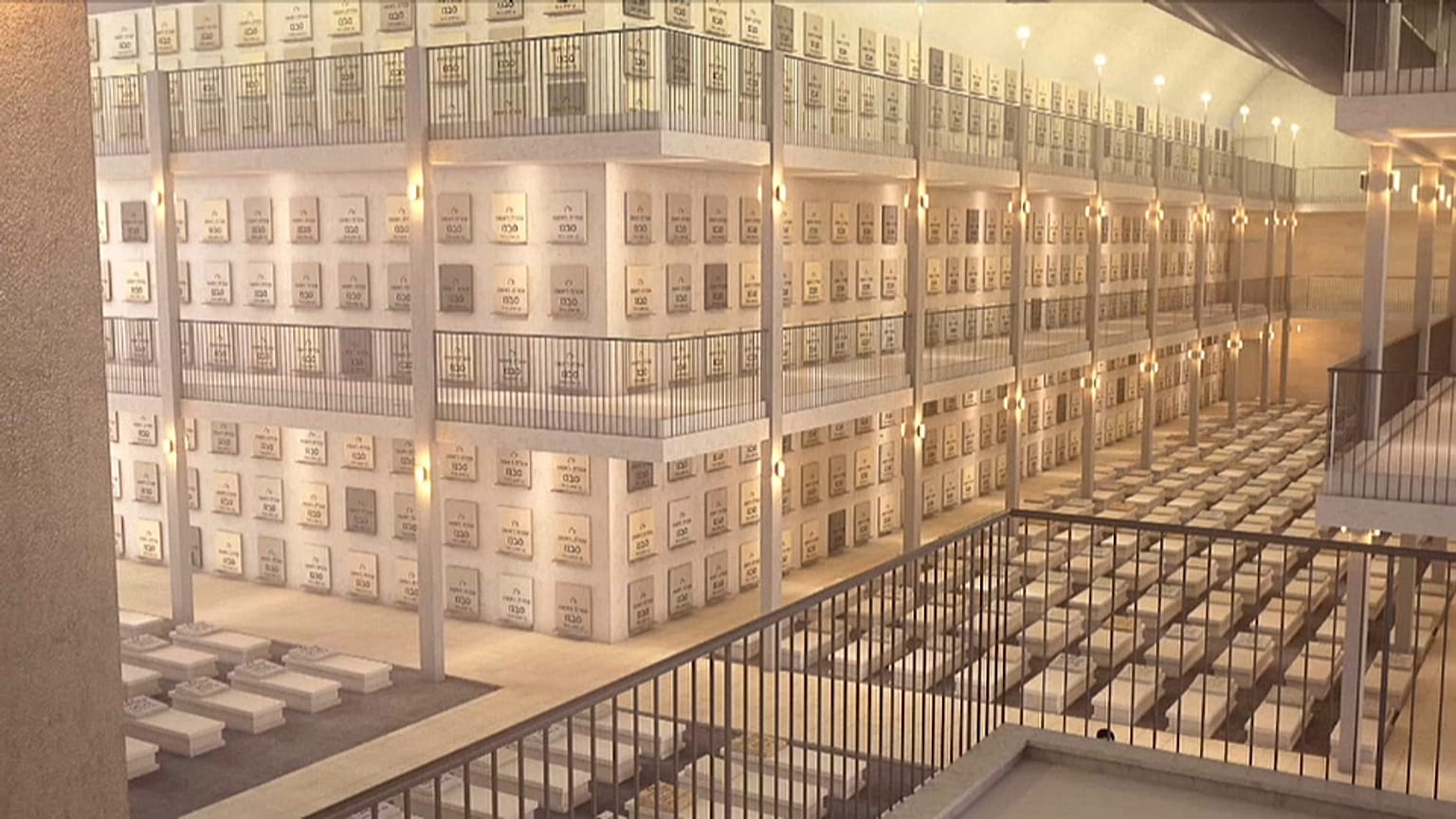 مبنى تحت الأرض لمقبرة هارهمنوحوت الحديثة في القدس الغربية