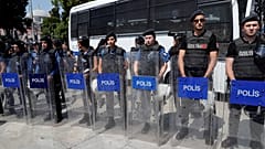 Polis 