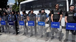 Polis 