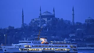 Türkiye, yılbaşından itibaren toplam 24 milyon 693 bin 886 yabancı ziyaretçi ağırladı