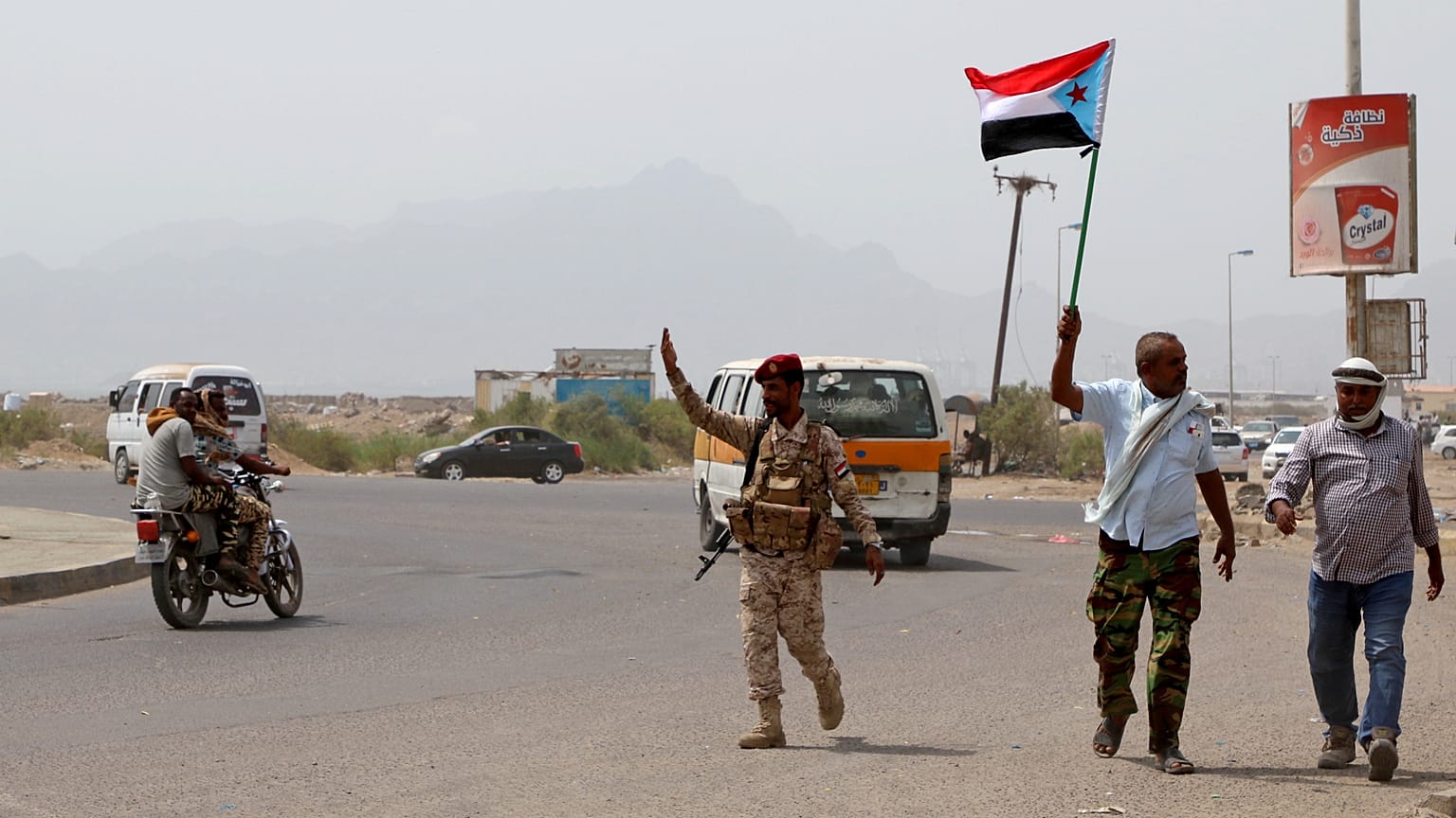 مقاتلين انفصاليين جنوبيين -أرشيف رويترز