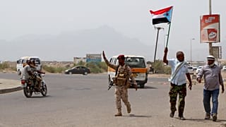 مقاتلين انفصاليين جنوبيين -أرشيف رويترز