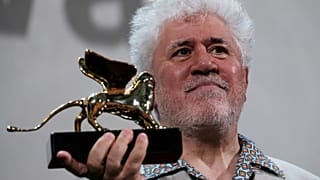 Альмодовару вручён «Золотой лев»