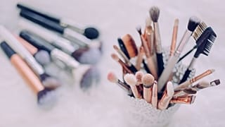 Make-up brushes