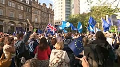 Un juge écossais rejette une demande de contrer la suspension du Parlement britannique