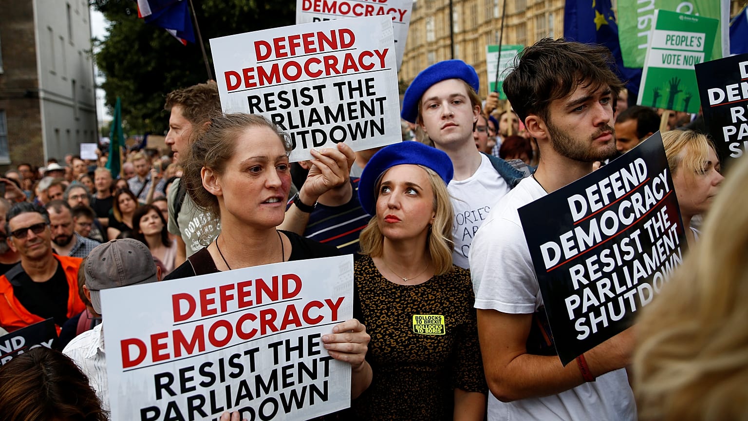 Juiz escocês rejeita bloquear suspensão do Parlamento britânico 