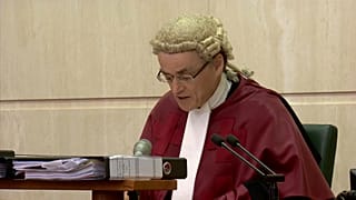 Juez escocés rechaza bloquear la suspensión del Parlamento británico