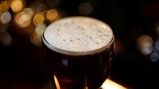 Efes'e "Zilli Sally" ve "Delikanlı Henry" biraları nedeniyle boykot kampanyası