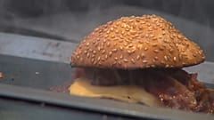 Овощные бургеры от Льюиса Хэмилтона