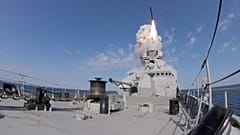 Russland und USA testen Marschflugkörper