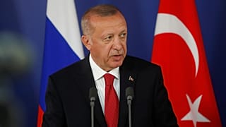 اردوغان يفكر في شراء مقاتلات روسية ويعتزم لقاء ترامب 