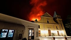 Neue Explosionen auf Stromboli