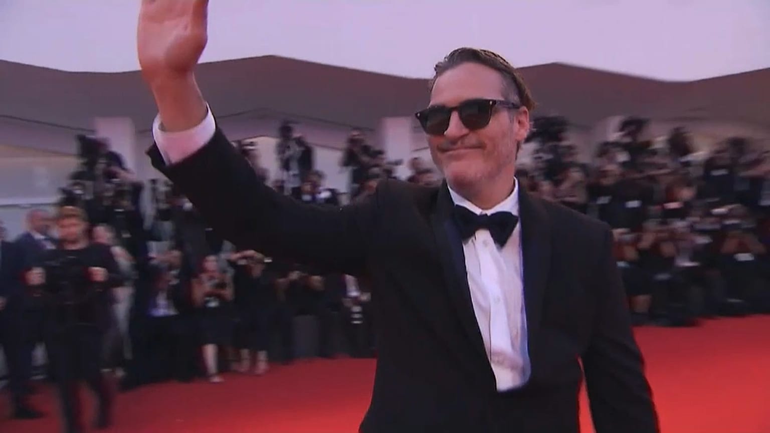 'Joker' sonrie en la Mostra de Venecia