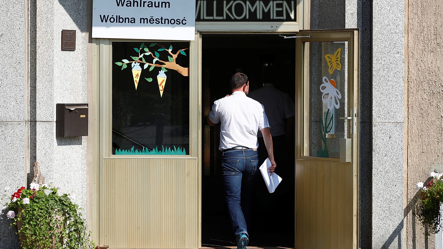 Δεύτερο κόμμα με εντυπωσιακή άνοδο η AfD στις εκλογές Βρανδεμβούγου και Σαξονίας (exti poll)