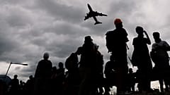 Χονγκ Κονγκ: Νέο αποκλεισμό του αεροδρομίου επιχείρησαν διαδηλωτές