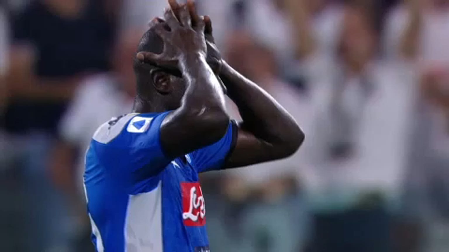 3-3 után hosszabbításban szerzett öngól döntötte el a Juventus-Napolit