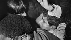  Robert F. Kennedy’nin katili Sirhan, bir mahkum arkadaşı tarafından cezaevinde bıçaklandı