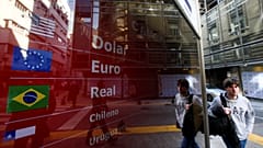 Αργεντινή: Έλεγχος συναλλάγματος για να «καλμάρουν» οι αγορές