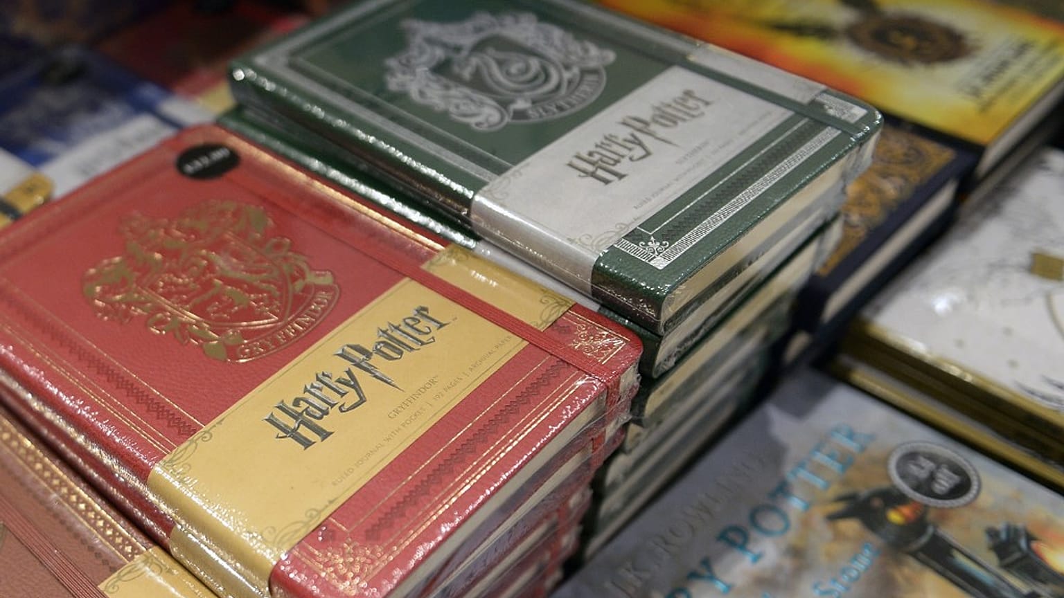مدرسة تزيل كتب هاري بوتر من مكتبتها لأنها تجلب "أرواحاً شريرة"