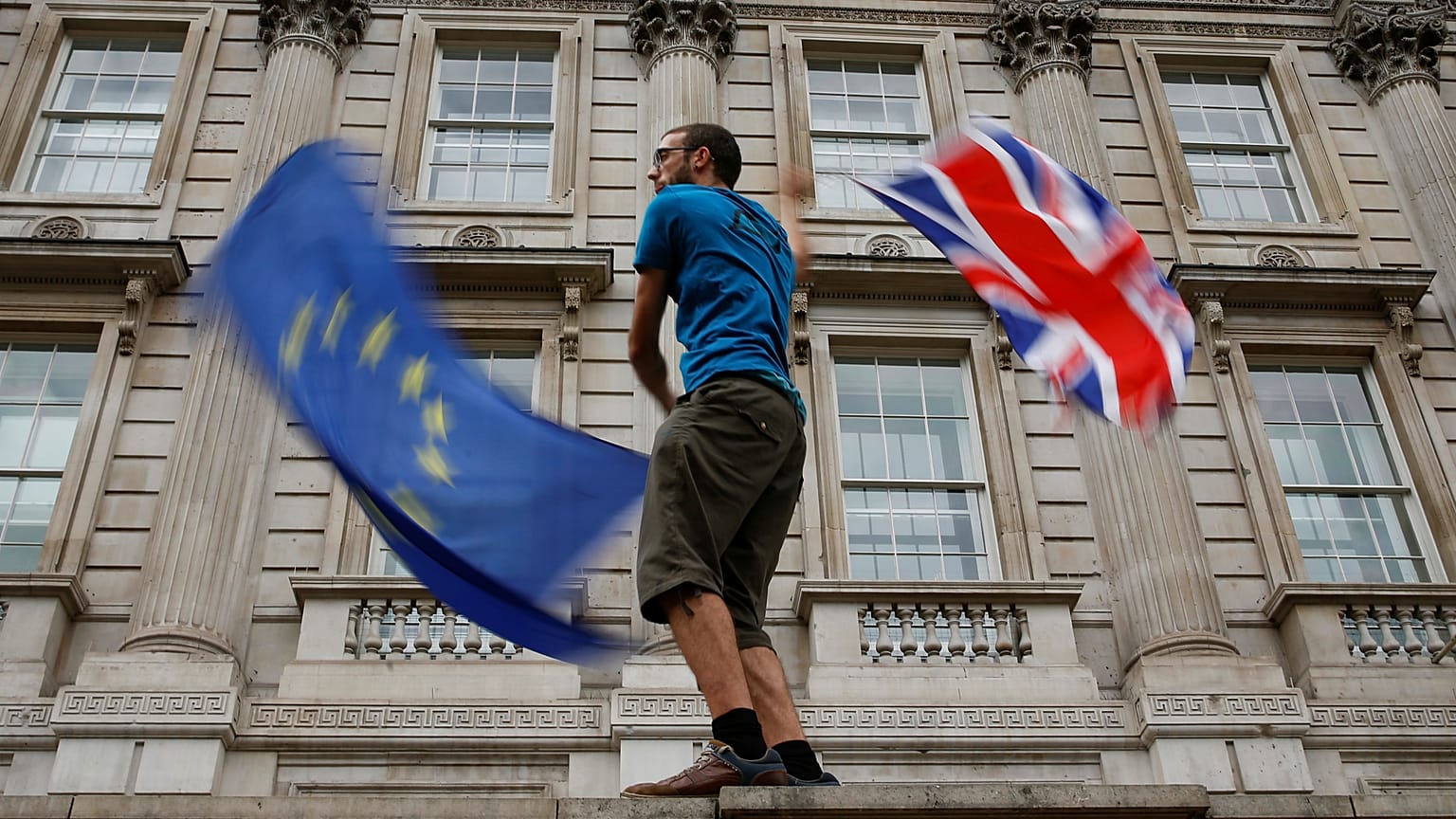 The Brief From Brussels: Brexit, In Olanda una festa per salutare gli inglesi