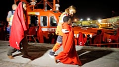 España: Salvamento Marítimo rescata a casi 200 migrantes del Estrecho de Gibraltar