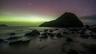 Video: Güney ışıkları olarak bilinen 'Aurora Australis' görüntüleri büyüledi
