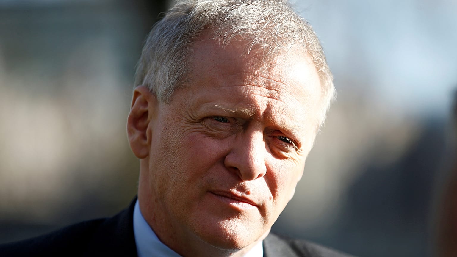 Boris Johnson pierde la mayoría absoluta en el Parlamento por un diputado tránsfuga